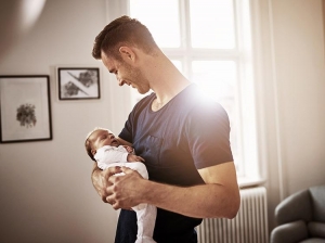 Advantage of Paternity Advantage of Paternity